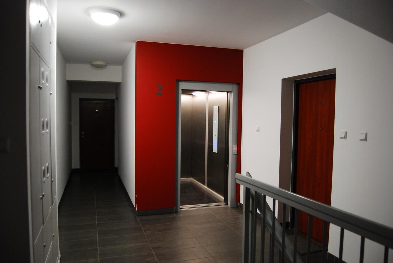 Apartament - Chelmska Olinek Varsóvia Exterior foto